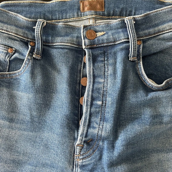 MOTHER Women's The Tripper Ankle Fray Jeans in Light Blue Denim - Picture 4 of 9